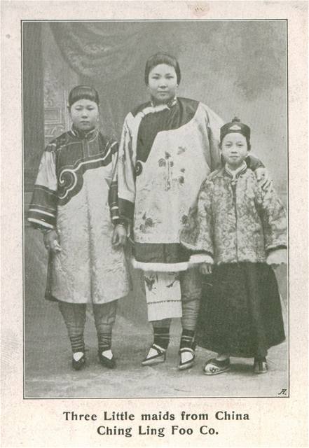 Three performers from Ching Ling Foo’s company around 1898